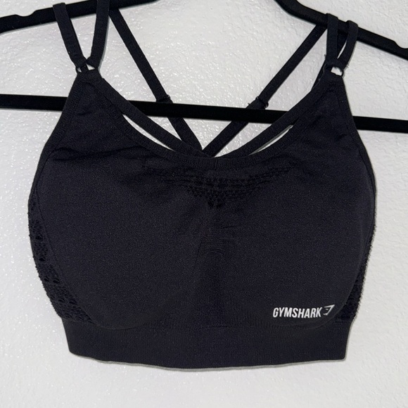 Gymshark energy seamless sports bra in Black - Picture 5 of 6
